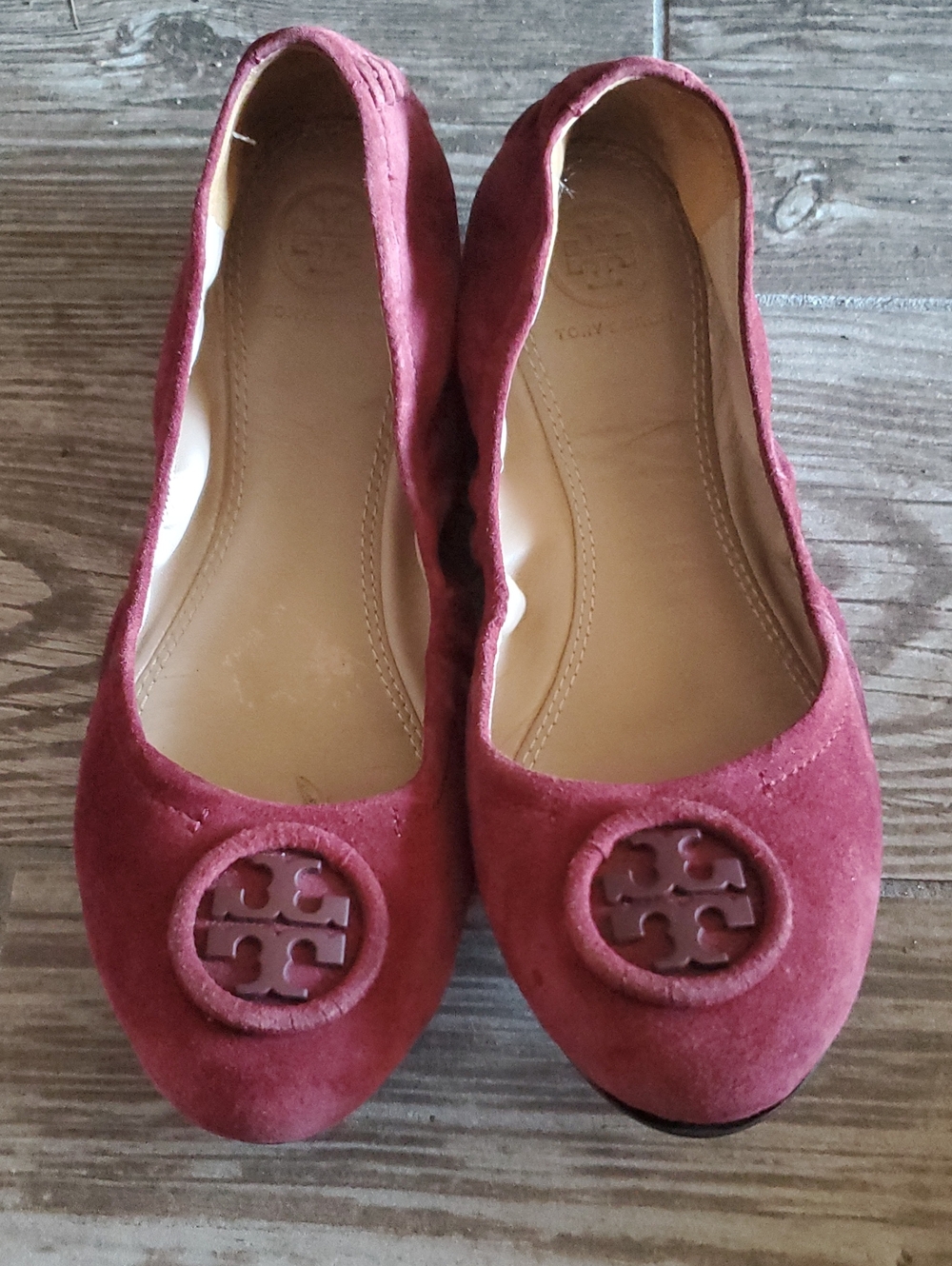Tory Burch Wine Suede Logo Ballet Flats, Womens Size 6.5